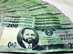 Mozambique’s banking blackout over but travellers advised to carry cash.