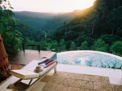 Romantic getaway ideas in southern and East Africa. Image: Timamoon Lodge.