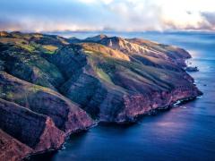 Airlink operates flights every Saturday between St Helena and Johannesburg. 