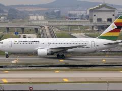Air Zimbabwe’s Boeing 767-200ER. Image credit: airplane-pictures.net