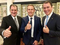 Launching the Forbes Travel Guide in Cape Town recently were (from left) Forbes VP Partner Services Africa, Jeff Rosenberg; LobsterInk Account Director Africa & Indian Ocean, Max Lund; and Forbes Senior VP Learning & Development, Jeff Wielgopolan.