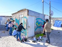 Creating your own street art is a feature of the official tours to Khayelitsha. 