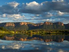 Fish Eagle Dam and the mountains